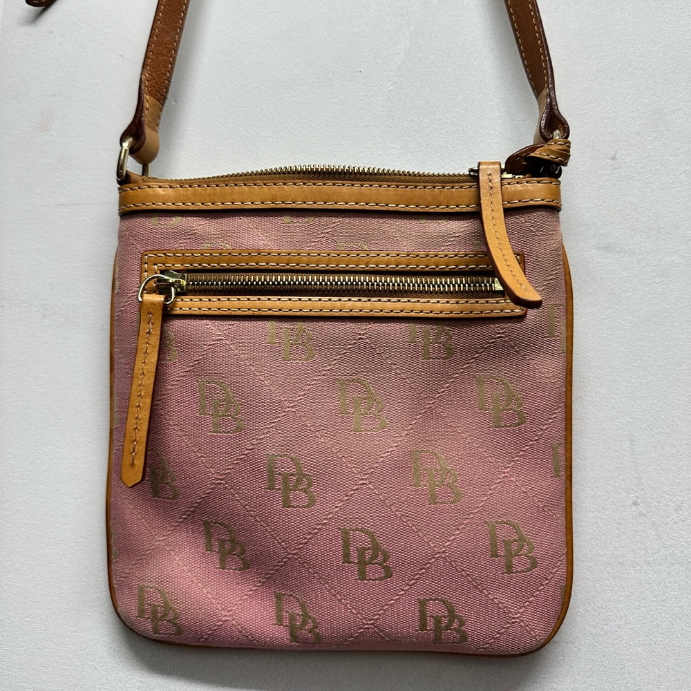 Authentic Dooney and Burke
Visit >
crossbody purse